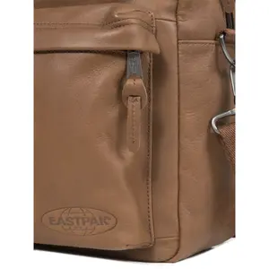 Sac bandoulière Eastpak Tomec Brownie Leather image-4