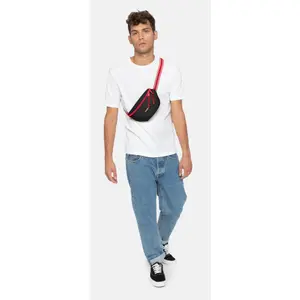 Bananpose Eastpak Springer image-4