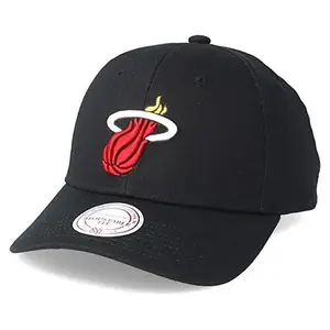 Cap Milwaukee Bucks Team logo low pro image-0