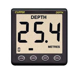 Sondeur livré avec sonde 150kHz, câble 7 m et capot Nasa Clipper