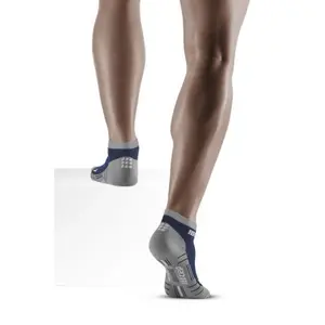 Chaussettes de compression basses de randonnée en mérinos légères CEP Compression image-1