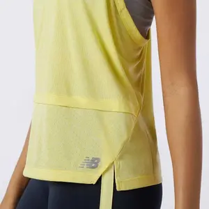 Débardeur femme New Balance impact run hybrid image-3