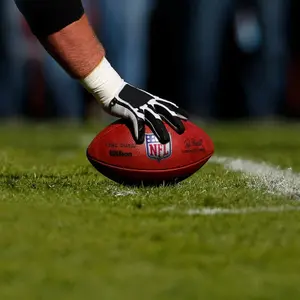 Balon Wilson NFL Duke Game ball image-2