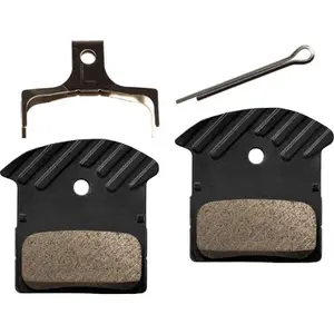 Coppia di pattini freno per bicicletta in resina con aletta e molla con coppiglia Shimano J05A-RF image-0