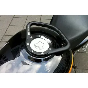 Moto tankring 3 of 7 schroeven A-sider Black Edition Yamaha YZF-R1/YZF-R6 image-2