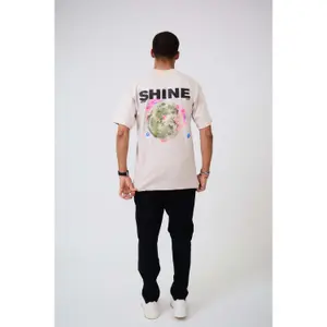 T-shirt oversized estampado Aarhon Paris Shine image-1