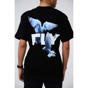 T-shirt oversized estampado Aarhon Paris Flying Dove image-1