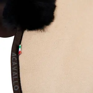 Half sheepskin saddle pad for horse Acavallo Close Contact Memory image-2