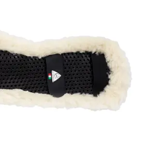 Gel saddle pad with faux sheepskin for horses Acavallo image-3