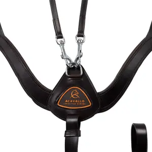 5-point leather horse hunting collar Acavallo Anatomical image-1