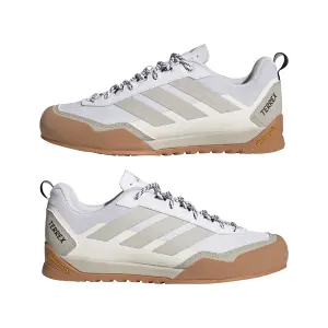 Women's hiking shoes adidas Terrex image-3