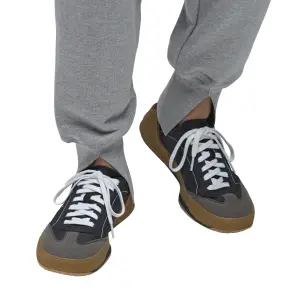 Cross-Trainingsschuhe für Damen adidas By Stella McCartney Court Boost image-4