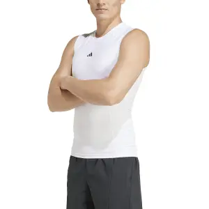 Sudadera de entrenamiento adidas Techfit image-2