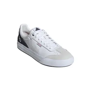Sapatos adidas Sleuth DLX 2 image-1