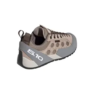 Kletterschuhe Women adidas Guide Tennie image-3