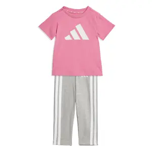 Conjunto de camiseta y pantalón para niña bebé adidas image-0