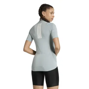 Γυναικείο μπλουζάκι adidas Essentials image-2