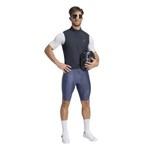 Dres adidas Essentials image-3