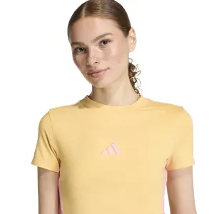 Camiseta de mujer adidas Essentials image-4