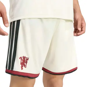 Short Third Manchester United 2026/27 image-5