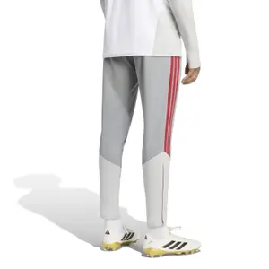 Tepláky Training Liverpool FC Tiro 2026 image-2