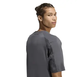 Camiseta adidas Camo image-4