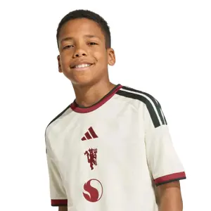 Manchester United Dritttrikot Kind 2026/27 image-5