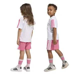 Set aus T-Shirt und Shorts adidas Essentials image-4