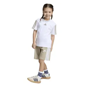 Conjunto de camiseta y pantalón corto infantil adidas Essential image-5