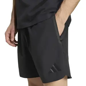 Real Madrid Shorts Tiro Travel 2025/26 image-6