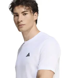 Camiseta adidas Essentials image-4