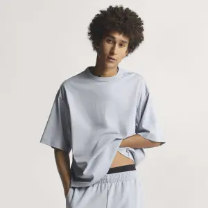 Camiseta adidas Soft Lux image-6