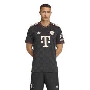 Tercer uniforme Bayern de Múnich 2025/26 image-2