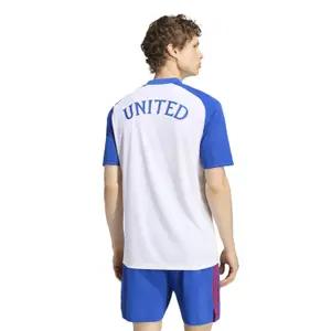 Manchester United Prematch Shirt 2026/27 image-3