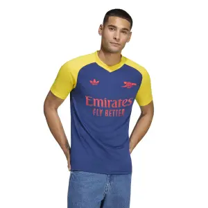 Arsenal Prematch Shirt 2026/27 image-1