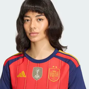Camiseta local mujer España 2 Étoiles 2026 image-5