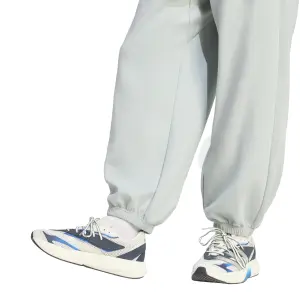 Pantalón de chándal adidas Soft Lux image-4