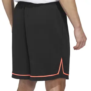 Pantalón corto adidas Badge Of Sport image-5