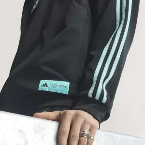 Sweat jacket adidas Mercedes AMG Petronas Formula One Team Las Vegas image-4