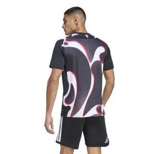 Eintracht Frankfurt Pre-Match Jersey 2026/27 image-3