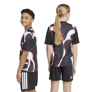 Eintracht Frankfurt Prematch Shirt Child 2026/27 image-4