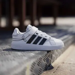Girl Trainers adidas Grand Court 3.0 image-4
