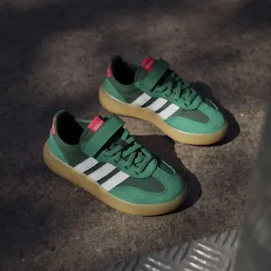 Μικρές παιδικές αθλητικές παντόφλες adidas Barreda Decode image-5