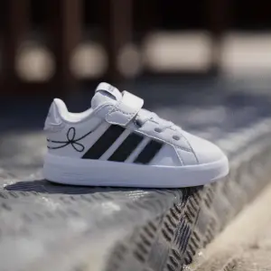 Zapatillas para bebé adidas Grand Court 3.0 image-4