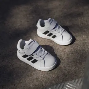 Zapatillas para bebé adidas Grand Court 3.0 image-5