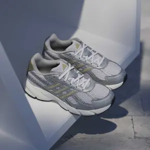 Women's Sneakers adidas Technochaos 2000 image-5