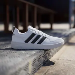Women's Sneakers adidas Courtwave image-4