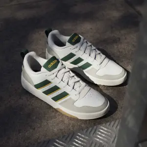 Baskets adidas Courtwave image-5