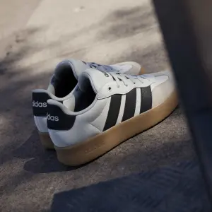 Baskets adidas Barreda image-6