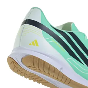 Chaussures de football mini enfant adidas F50 Hyperfast Club IC image-6